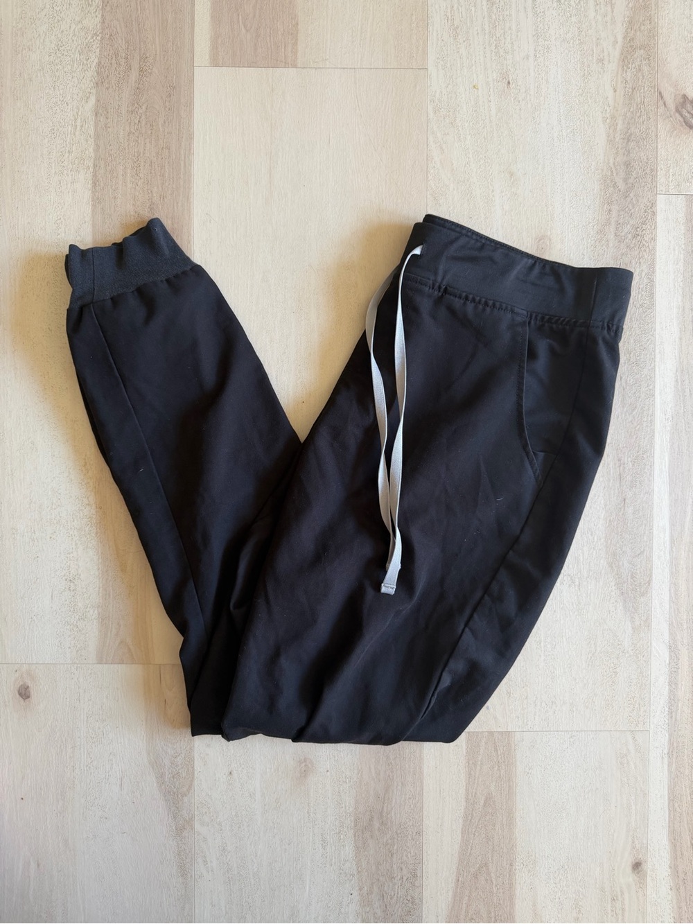 FIGS Zamora Jogger Scrub Pants Technical Collection Women’s S Black Scrubs